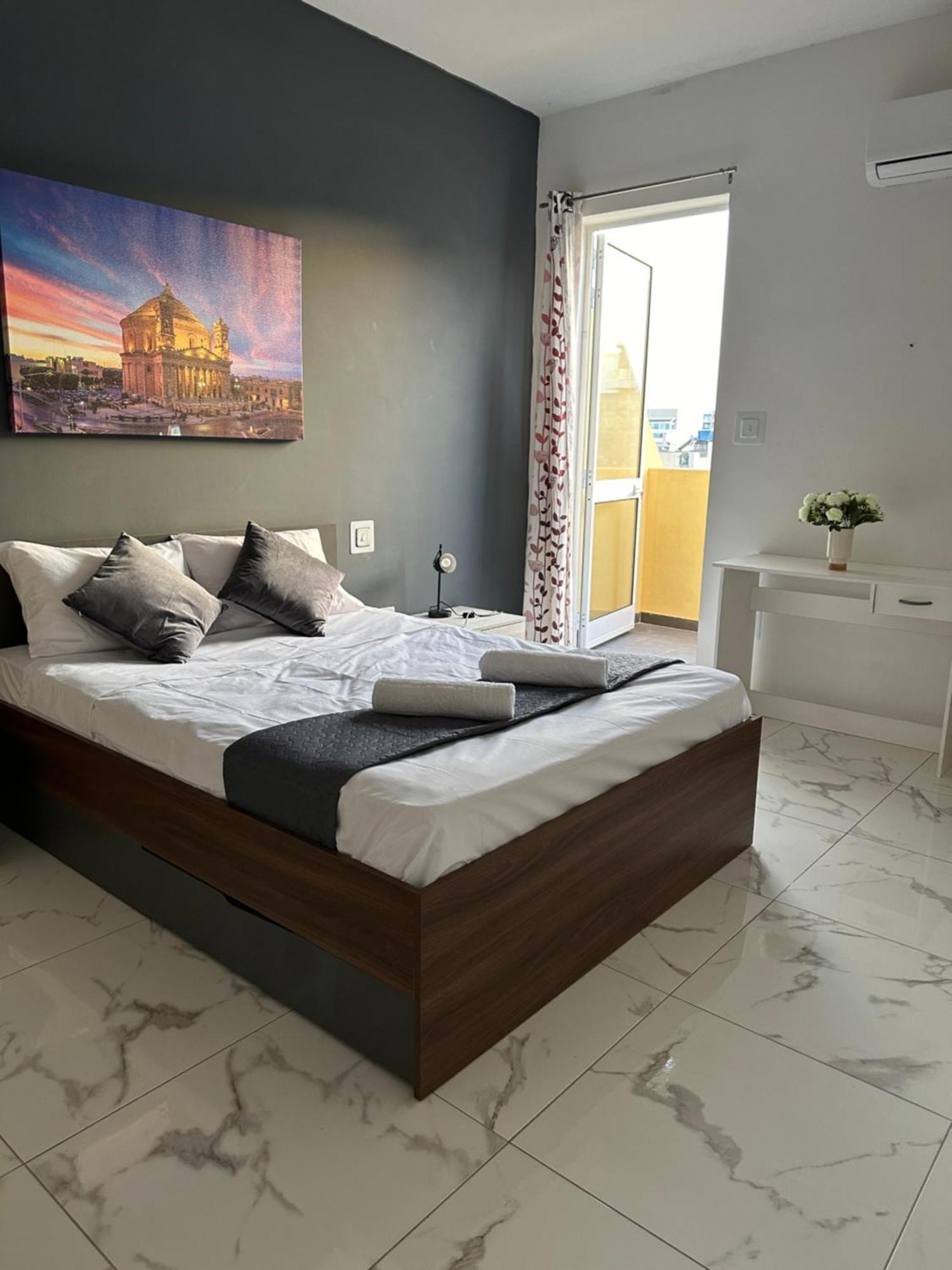 Luxury Penthouse In Apartament *
